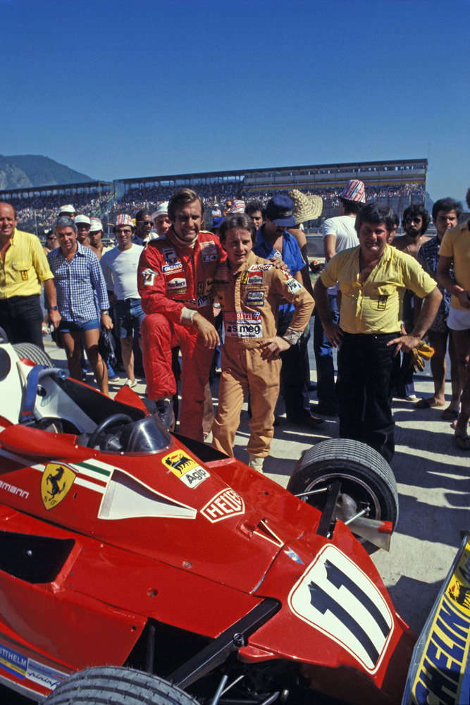 Gilles Villeneuve, 35 anni fa l’addio: foto in mostra a Milano Gilles Villeneuve, 35 anni fa l’addio: foto in mostra a Milano