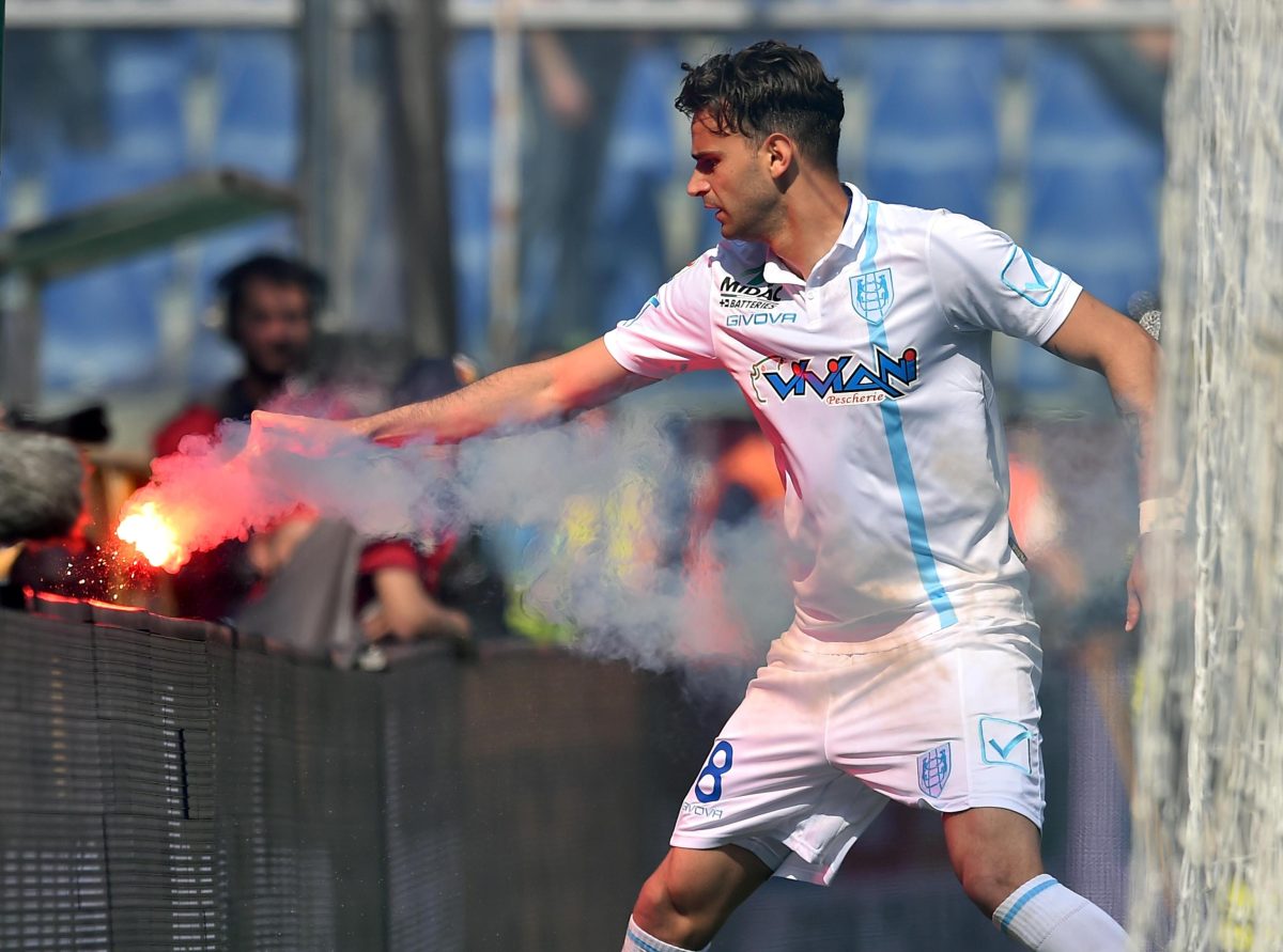 Galleria foto 'Manichini appesi, minacce, scritte e razzismo: la vergogna del calcio italiano' - foto 8