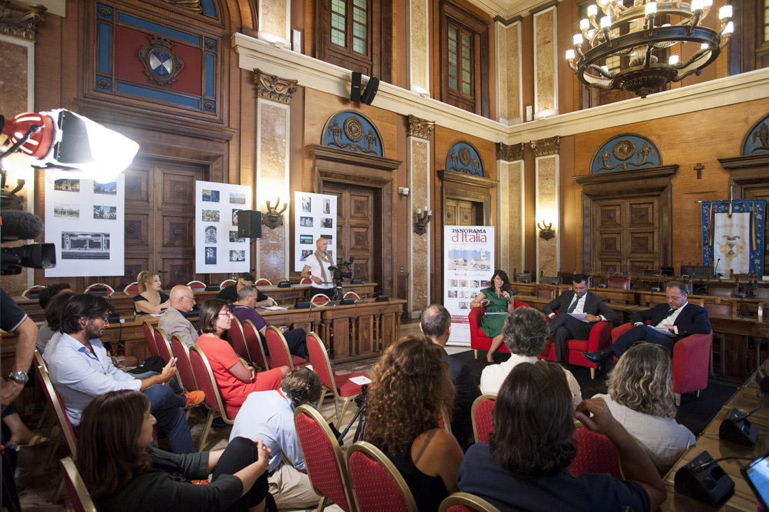 Bari, città delle contraddizioni – FOTO e VIDEO