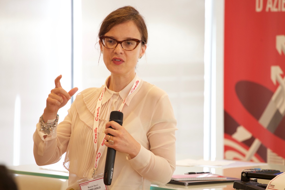 Lavoro: inglese e tirocini alla base del curriculum – FOTO e VIDEO Lavoro: inglese e tirocini alla base del curriculum – FOTO e VIDEO