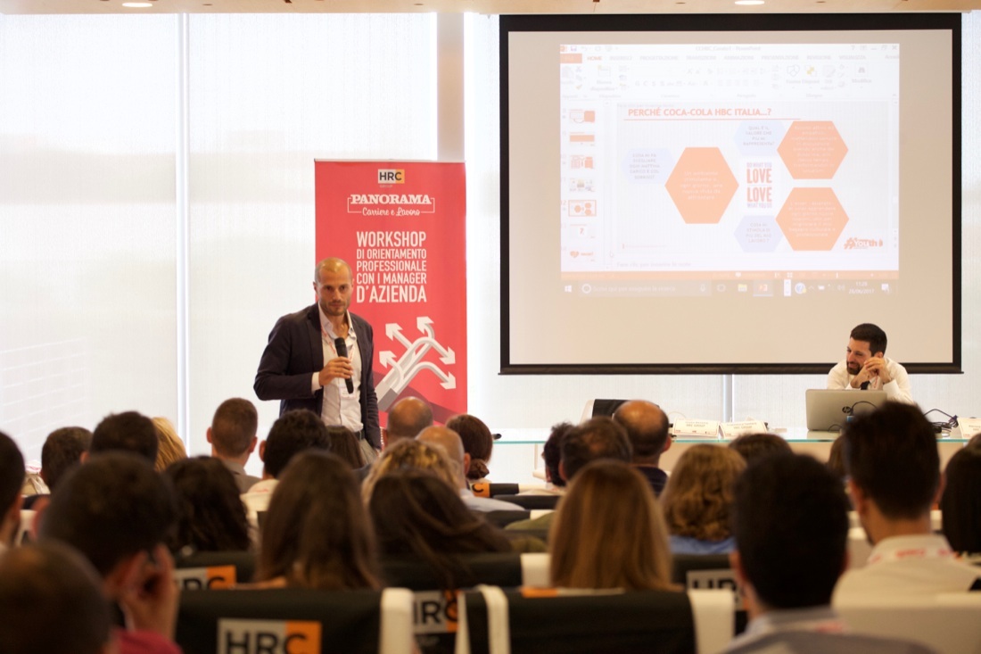 Lavoro: inglese e tirocini alla base del curriculum – FOTO e VIDEO Lavoro: inglese e tirocini alla base del curriculum – FOTO e VIDEO