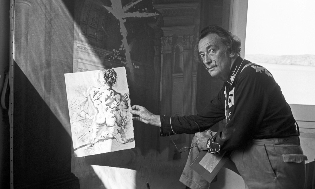 Salvador Dalì, perché vogliono riesumarne la salma Salvador Dalì, perché vogliono riesumarne la salma