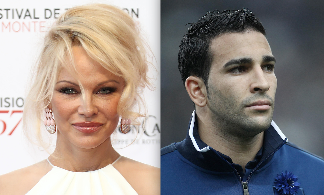 Pamela Anderson dimentica Assange: flirt con Adil Rami Pamela Anderson dimentica Assange: flirt con Adil Rami