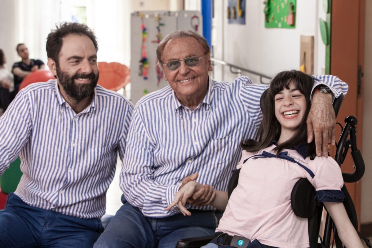 Galleria foto 'Renzo Arbore: gli 80 anni del re dell'”altra” tv' - foto 24