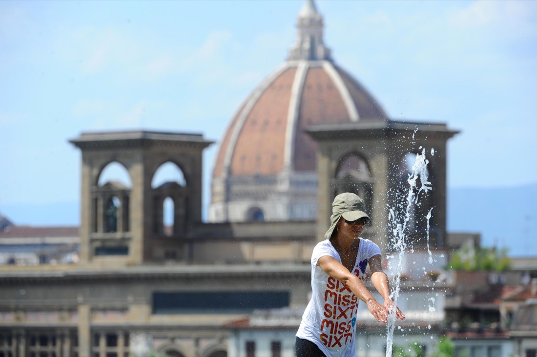 Meteo: le estati più calde. Afa killer per il 2017 Meteo: le estati più calde. Afa killer per il 2017