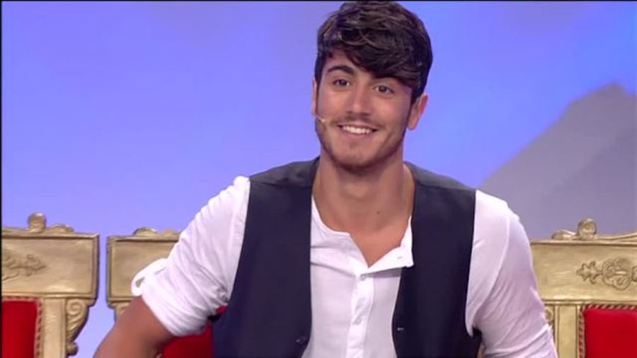 Temptation Island 2017, chi sono le sei coppie protagoniste Temptation Island 2017, chi sono le sei coppie protagoniste