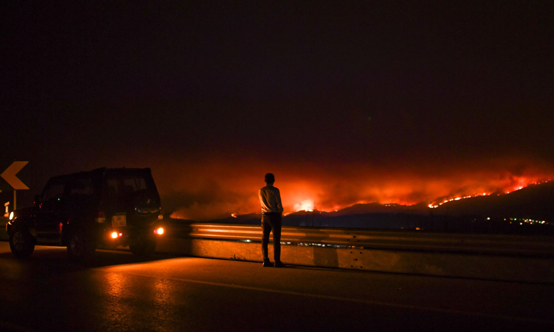Portogallo, incendio nei boschi di Pedrogao Grande: una tragedia mai vista – Foto e video