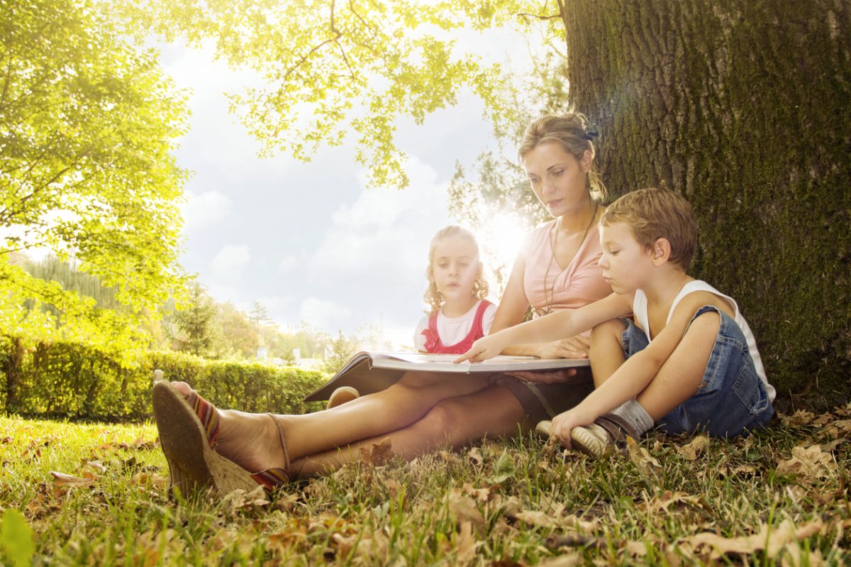 Estate, le mamme italiane e il “dilemma” campus