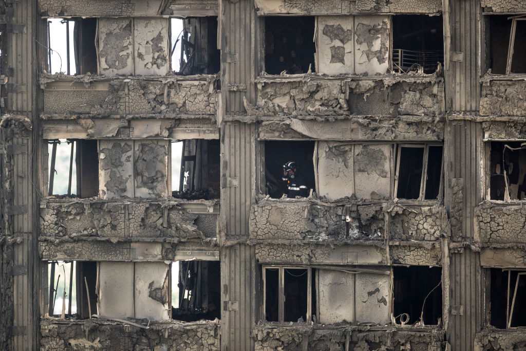 Vigili del fuoco, gli eroi di ogni giorno in foto