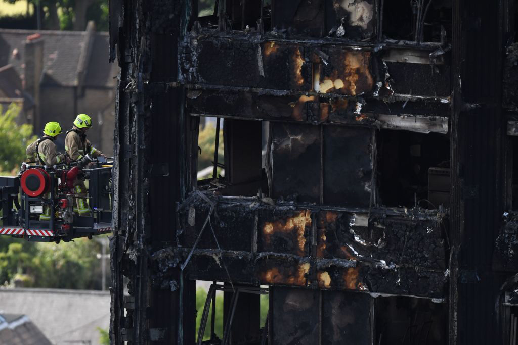 Vigili del fuoco, gli eroi di ogni giorno in foto