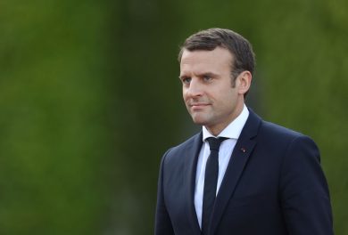 Macron: i rischi di governare con la maggioranza assoluta
