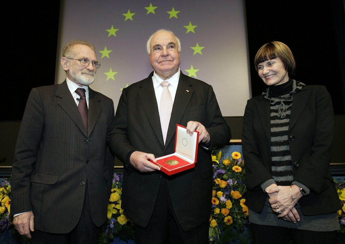 Galleria foto 'Addio a Helmut Kohl, primo cancelliere della Germania unita' - foto 10