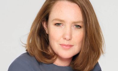 Paula Hawkins racconta il suo nuovo thriller, ‘Dentro l’acqua’ – Intervista