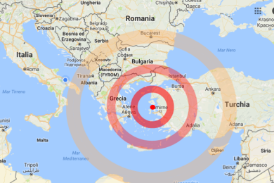 Grecia, violenta scossa di terremoto al confine con la Turchia: magnitudo 6.2 | Video
