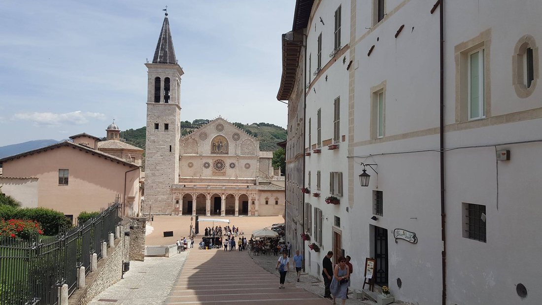 Il Duomo di Spoleto, meraviglia dell’arte umbra – FOTO