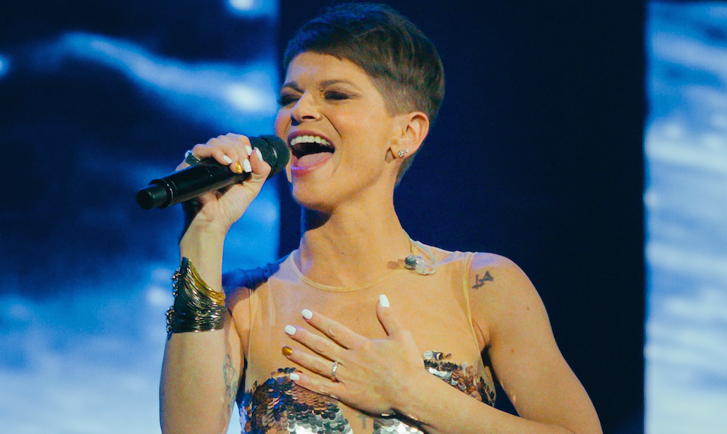 Alessandra Amoroso e le nozze: “Non è vero che mi sposo” Alessandra Amoroso e le nozze: “Non è vero che mi sposo”