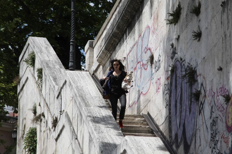 Maria per Roma al cinema, un giorno di ordinaria fantasia – La recensione