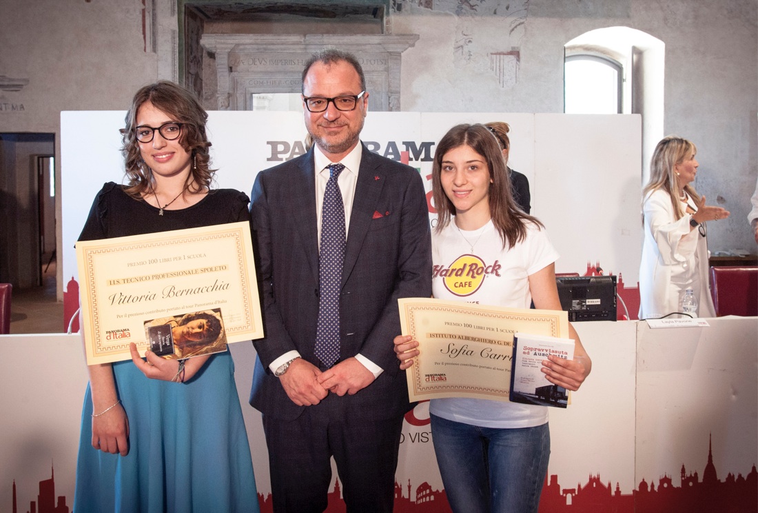 Umbria: 400 libri per 4 scuole – FOTO