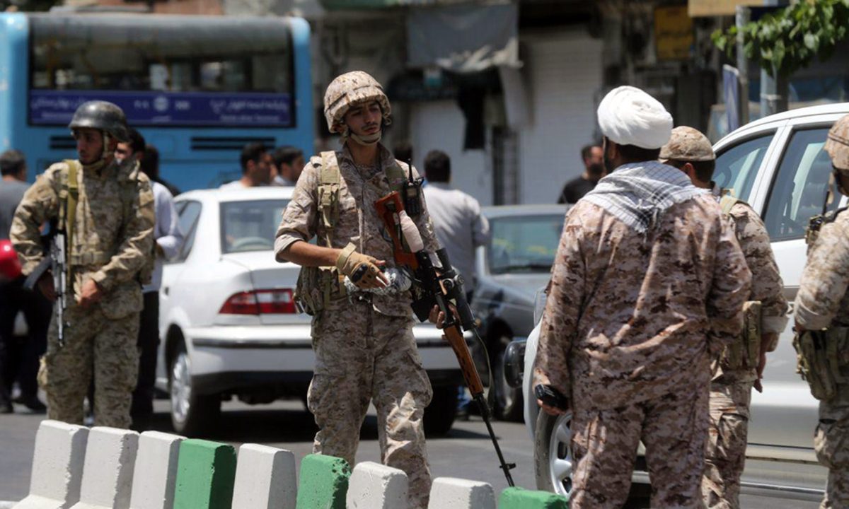 Galleria foto 'Attacco a Teheran: una tappa della guerra fra sunniti e sciiti' - foto 6