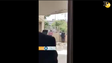 Teheran: assalto al Parlamento ed al mausoleo di Khomeini