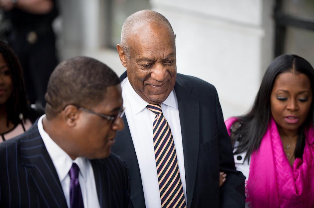 Bill Cosby, al via il processo: in tribunale con lui c’è Rudy dei “Robinson” Bill Cosby, al via il processo: in tribunale con lui c’è Rudy dei “Robinson”