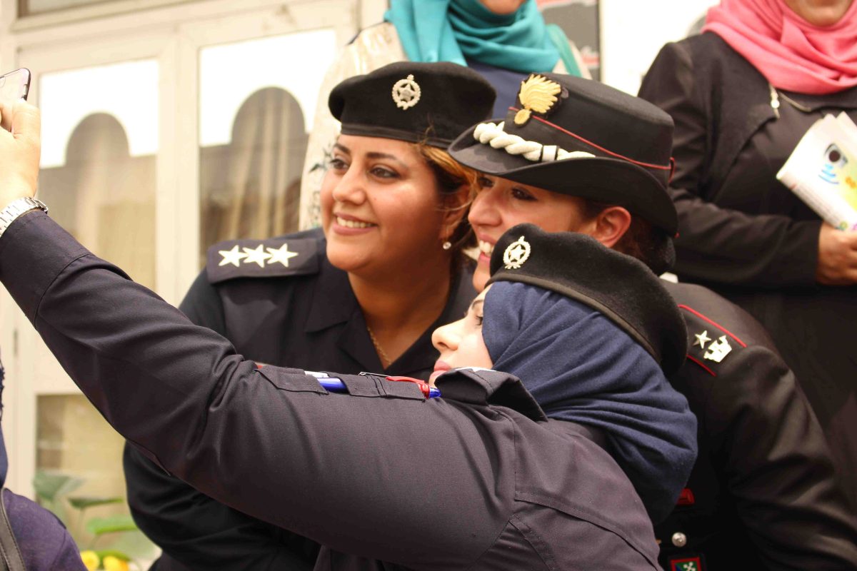 Galleria foto 'Gerardina Corona: “La mia missione speciale in Iraq”' - foto 6