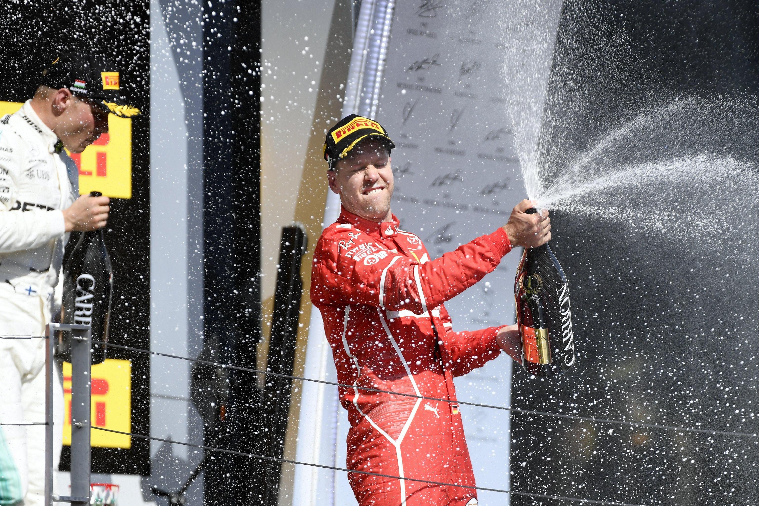 Formula 1: Ferrari, storica doppieta al GP di Ungheria – FOTO