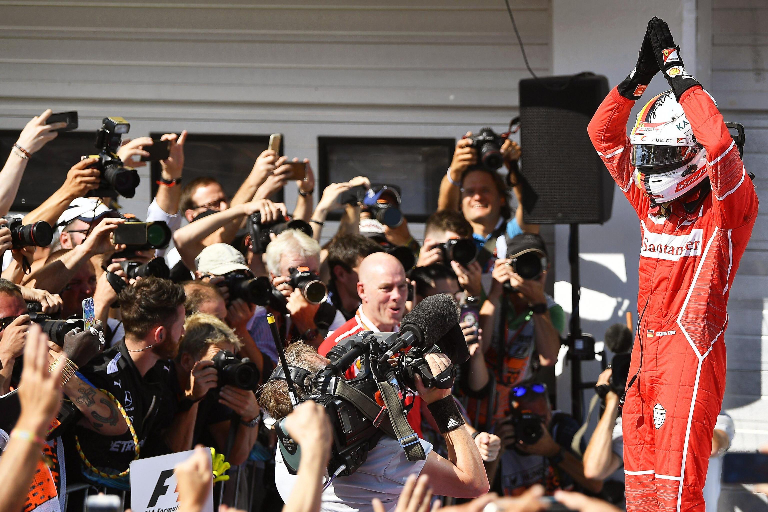 Formula 1: Ferrari, storica doppieta al GP di Ungheria – FOTO