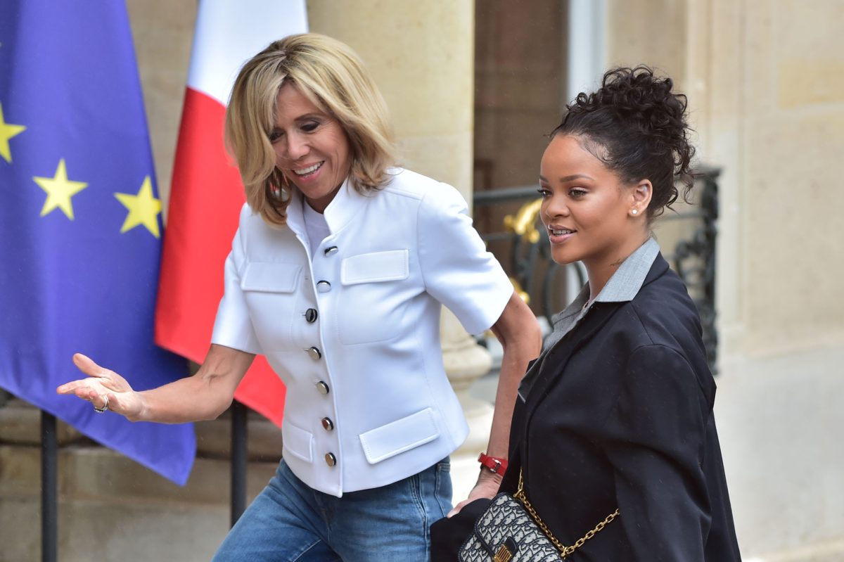 Galleria foto 'Cosa non funzionava nel look di Rihanna all’Eliseo' - foto 8