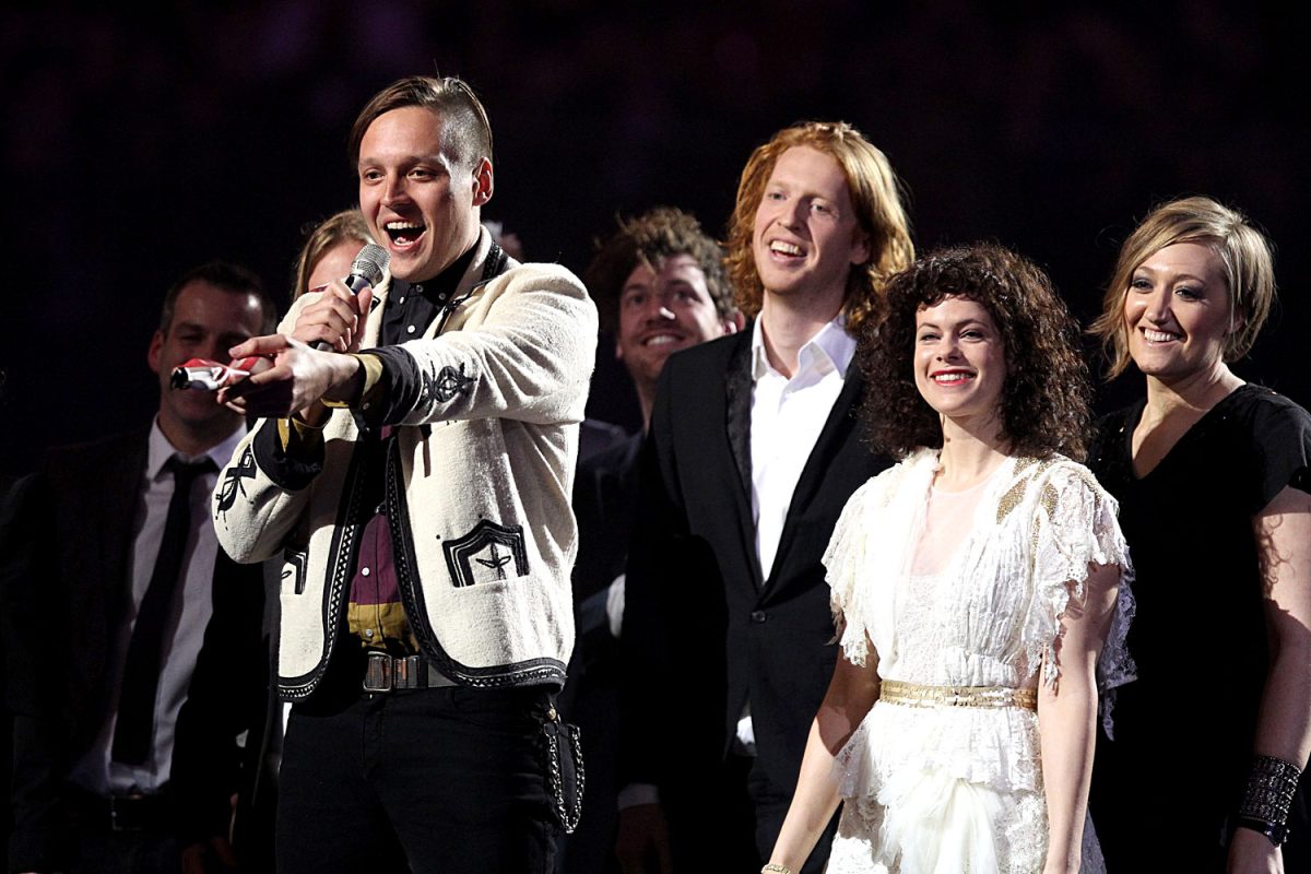 Galleria foto 'Arcade Fire: “Everything now” fa muovere gambe e cervello – Recensione' - foto 6