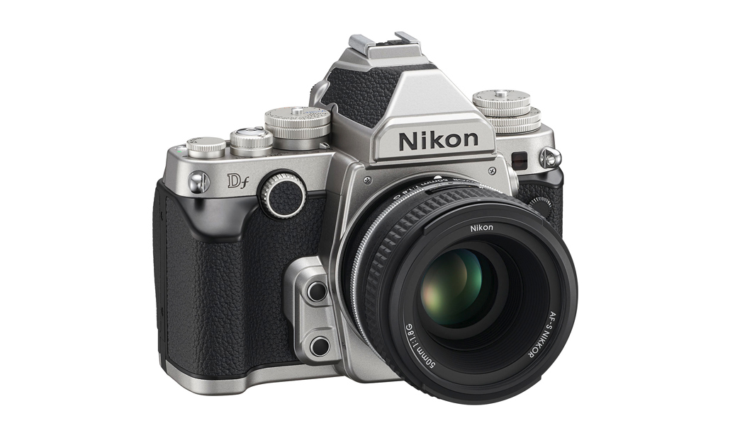 Galleria foto 'Nikon compie cento anni: ecco i 15 modelli che hanno fatto la storia' - foto 2