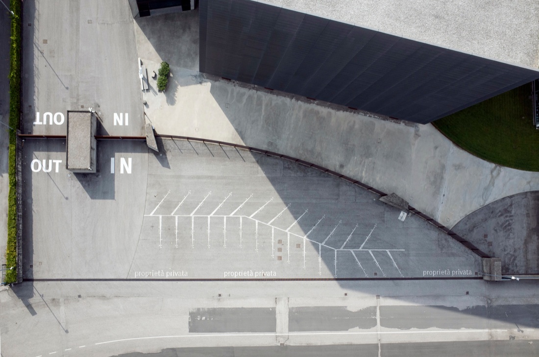 Fuoricentro: fotografia d’autore e spazi urbani Fuoricentro: fotografia d’autore e spazi urbani