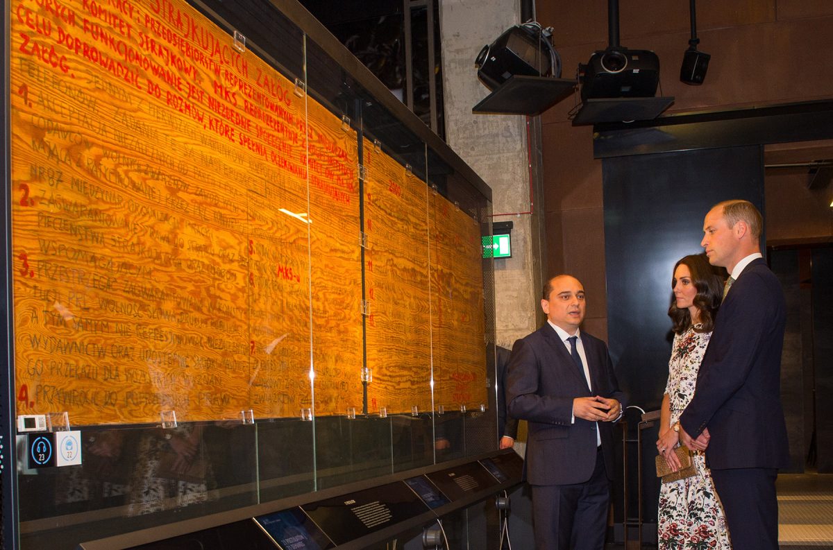 Galleria foto 'William e Kate in Polonia e Germania: le foto più belle del viaggio' - foto 12