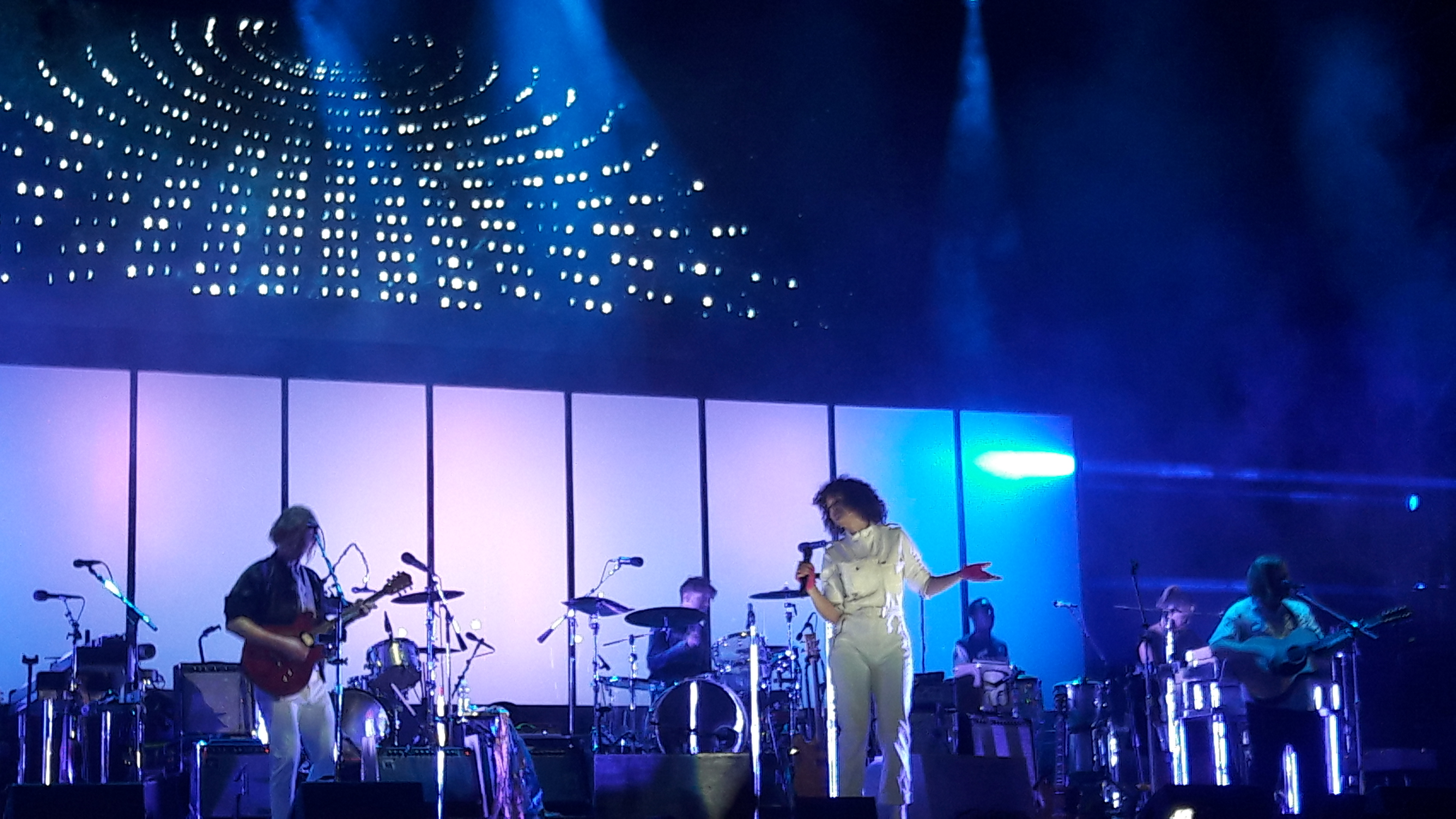 Gli Arcade Fire a Firenze si confermano una delle migliori live band di oggi Gli Arcade Fire a Firenze si confermano una delle migliori live band di oggi