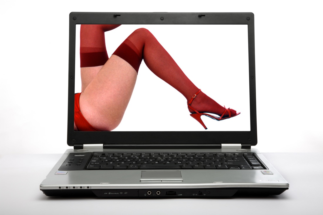 L’inutile crociata del governo UK contro il porno online L’inutile crociata del governo UK contro il porno online