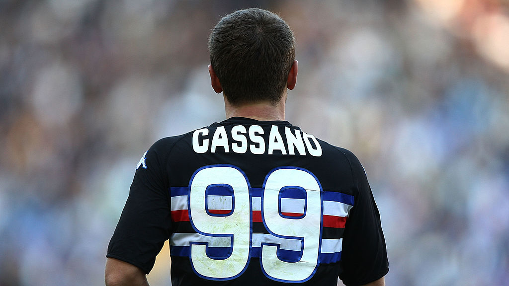 Cassano, finto ritiro e elogio della follia: continua a giocare (per fortuna)