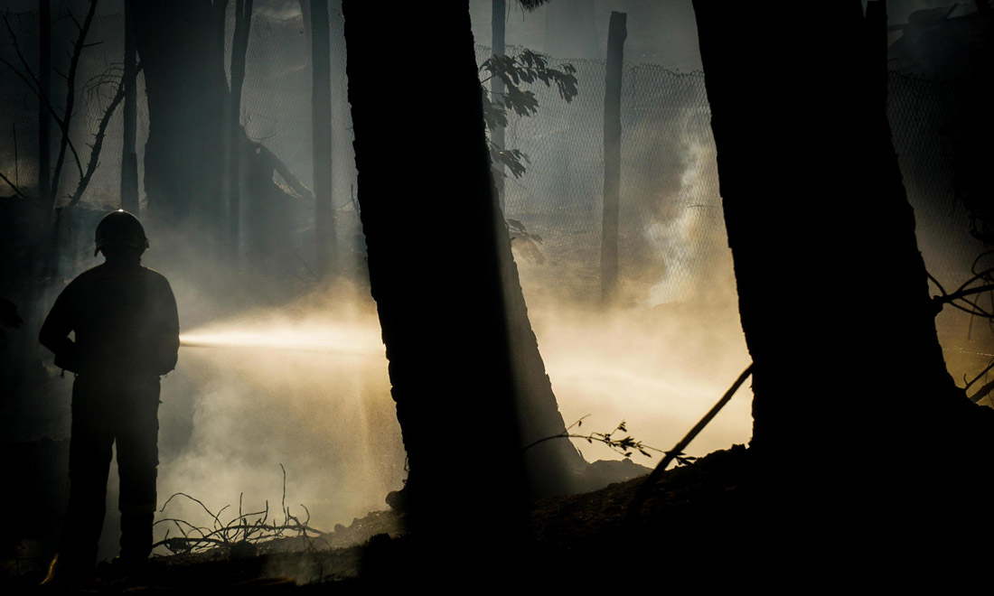 Incendi in Italia: ettari in fumo in Toscana, Lazio e Campania – Foto e video