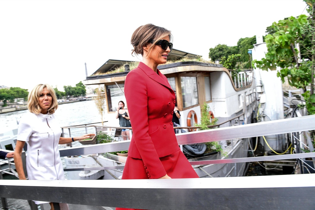 Melania Trump e Brigitte Macron: look a confronto