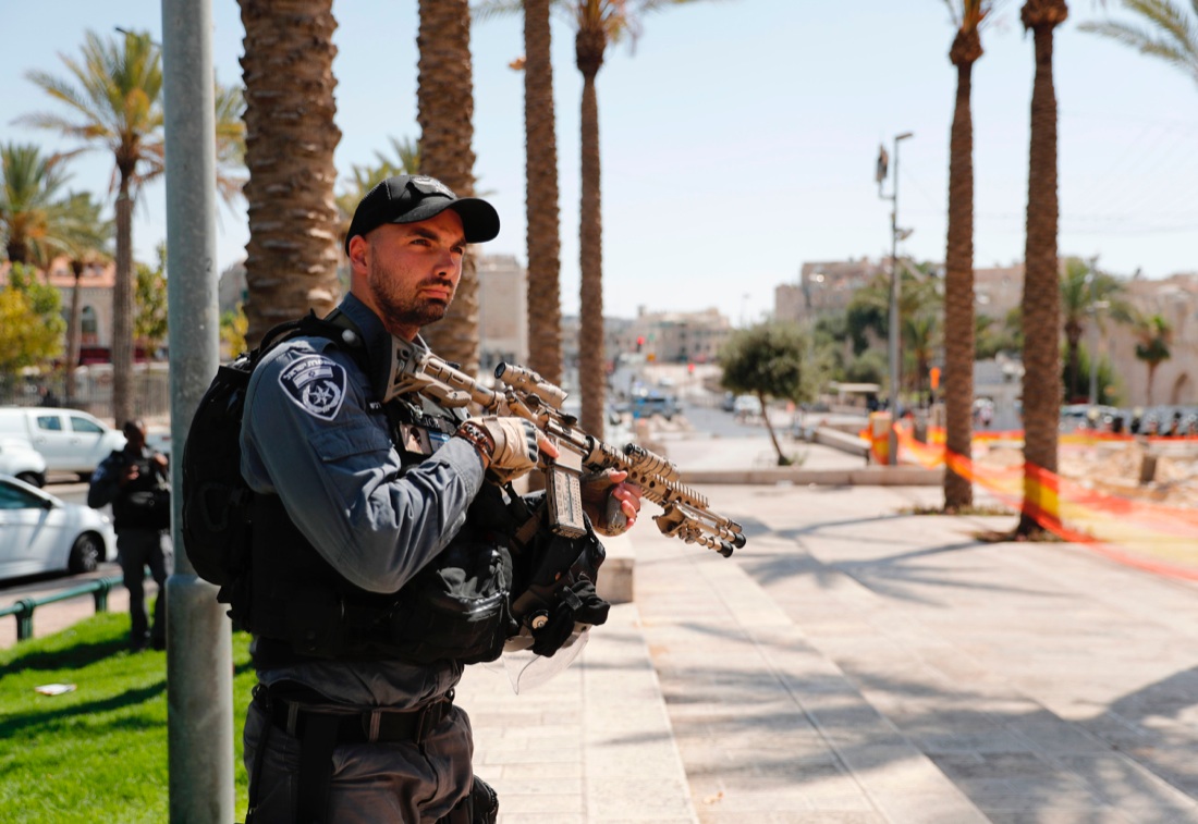 Gerusalemme, due poliziotti israeliani uccisi dai terroristi: cosa sappiamo finora