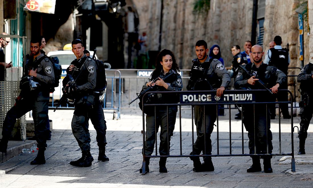 Gerusalemme, due poliziotti israeliani uccisi dai terroristi: cosa sappiamo finora