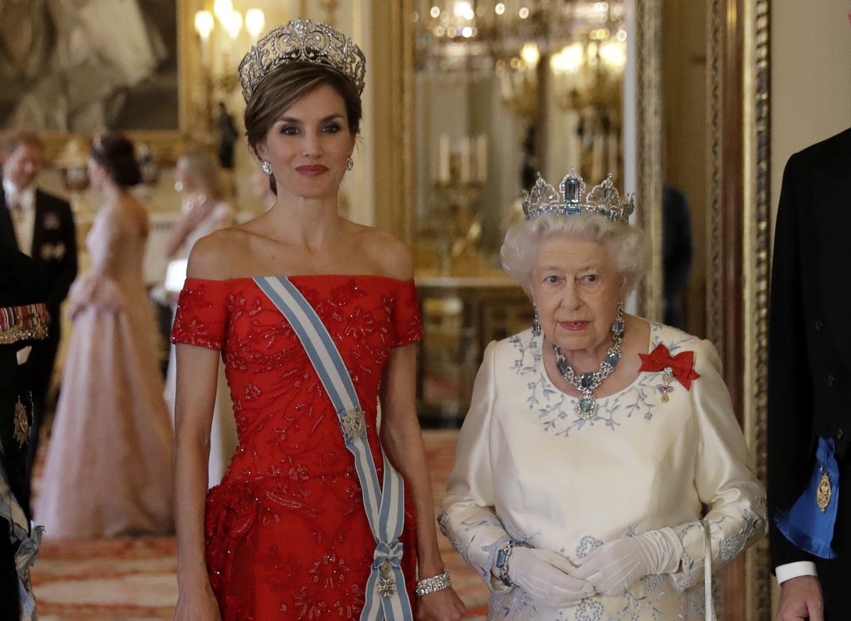 Galleria foto 'Letizia di Spagna regina di stile a Buckingham Palace' - foto 8