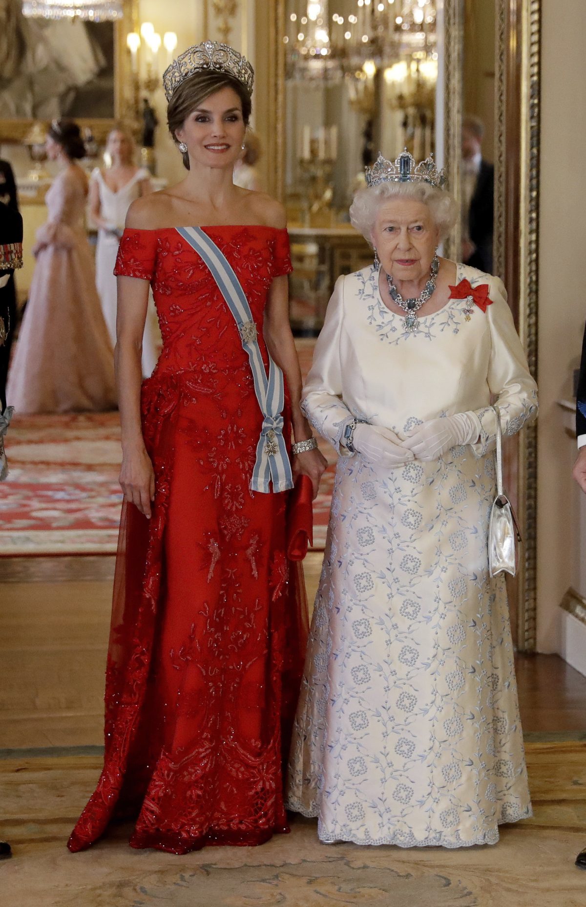 Galleria foto 'Letizia di Spagna regina di stile a Buckingham Palace' - foto 4