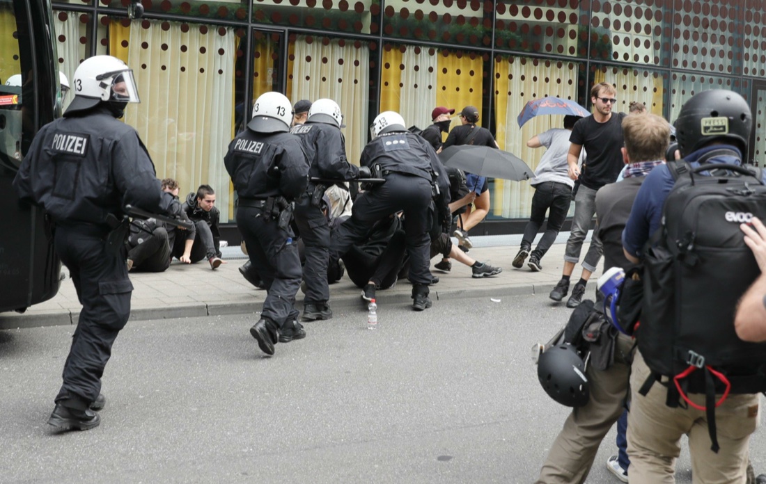 G20 di Amburgo: proteste e scontri – Foto