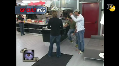 Grande Fratello Cult, lo storico schiaffo di Ascanio a Patrick | Video