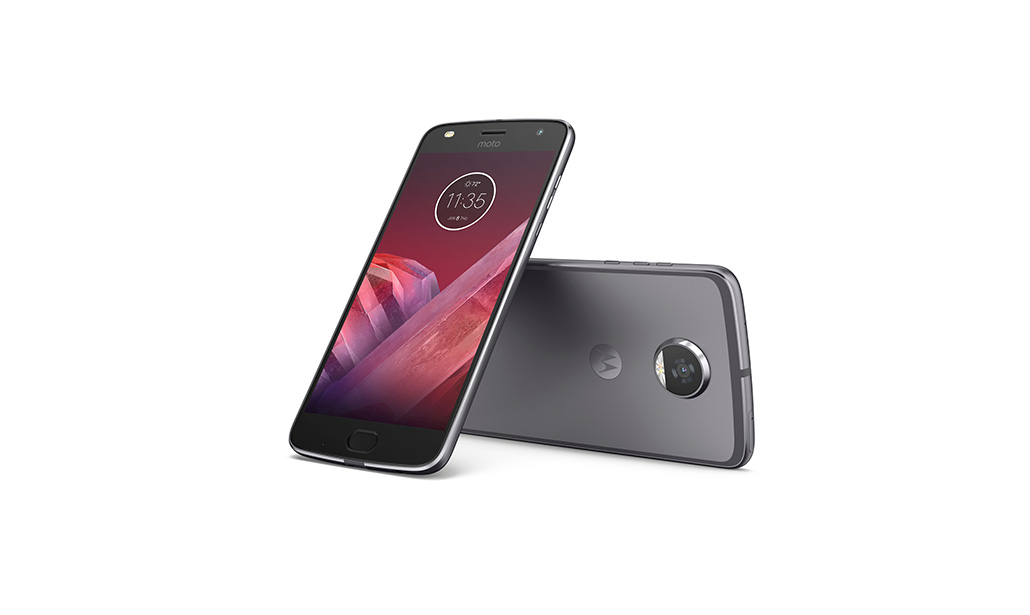 Lenovo annuncia il nuovo Moto Z2 Play (e il ritorno di Motorola) Lenovo annuncia il nuovo Moto Z2 Play (e il ritorno di Motorola)