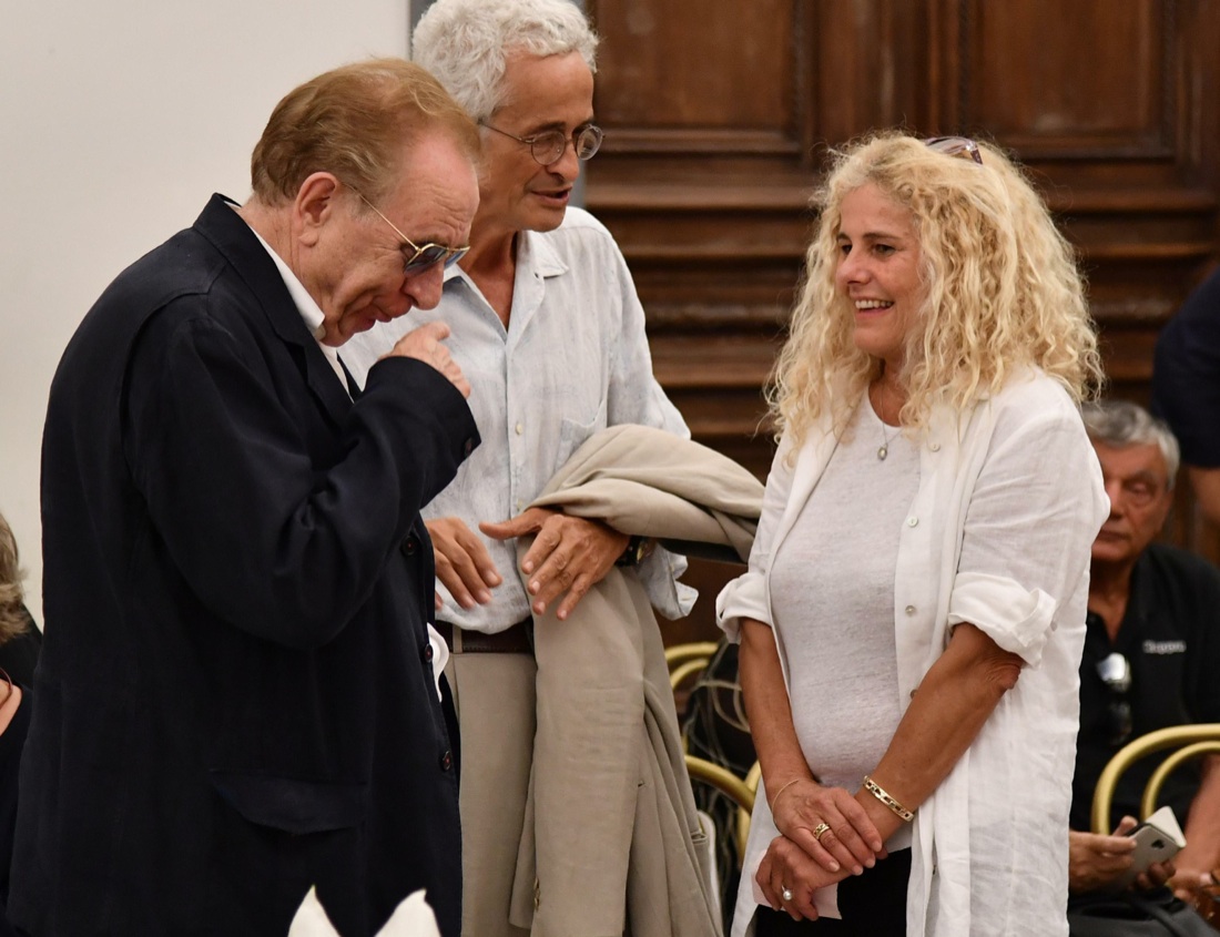 Paolo Villaggio: camera ardente e funerali – FOTO
