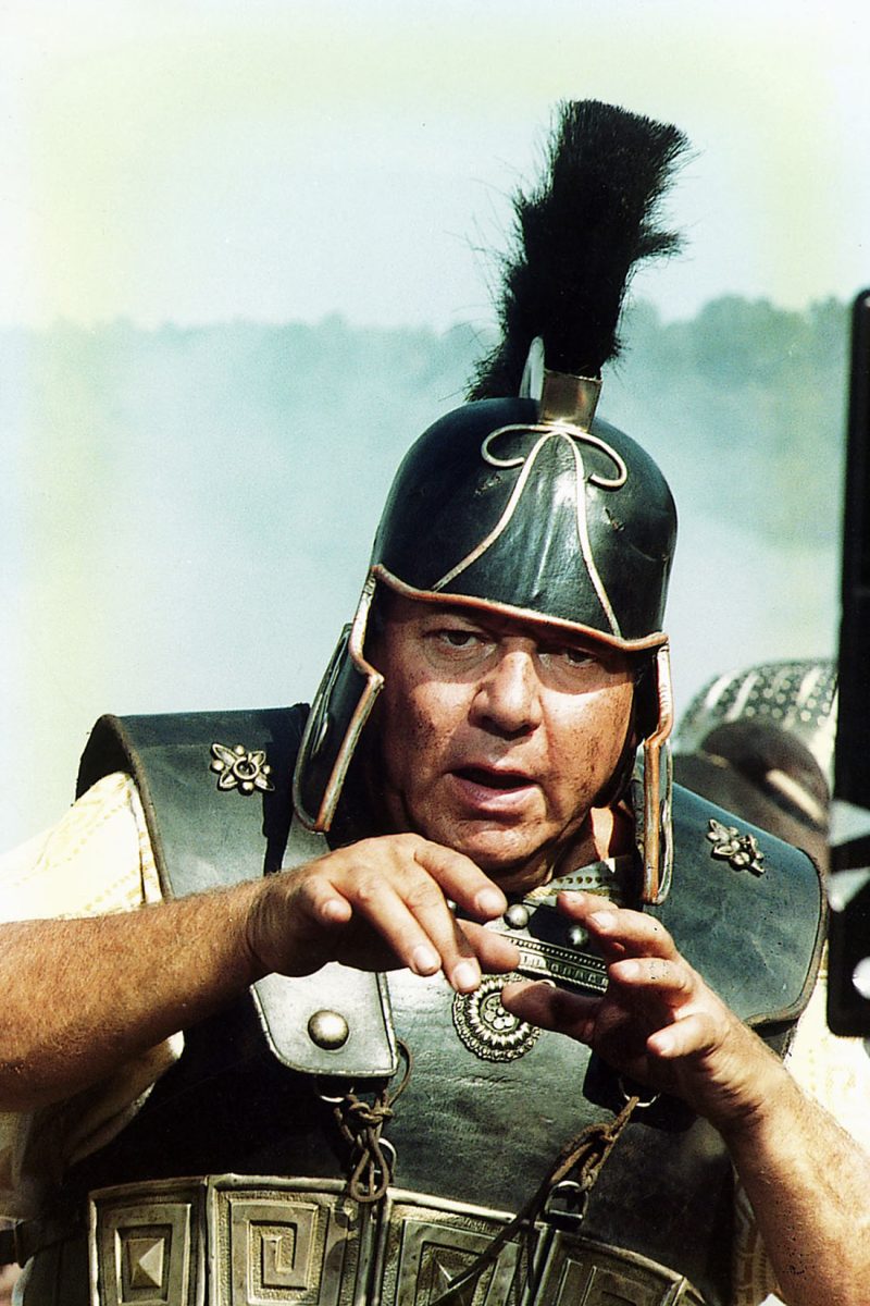 Addio a Paolo Villaggio, al ragionier Fantozzi e all’Italia del posto fisso