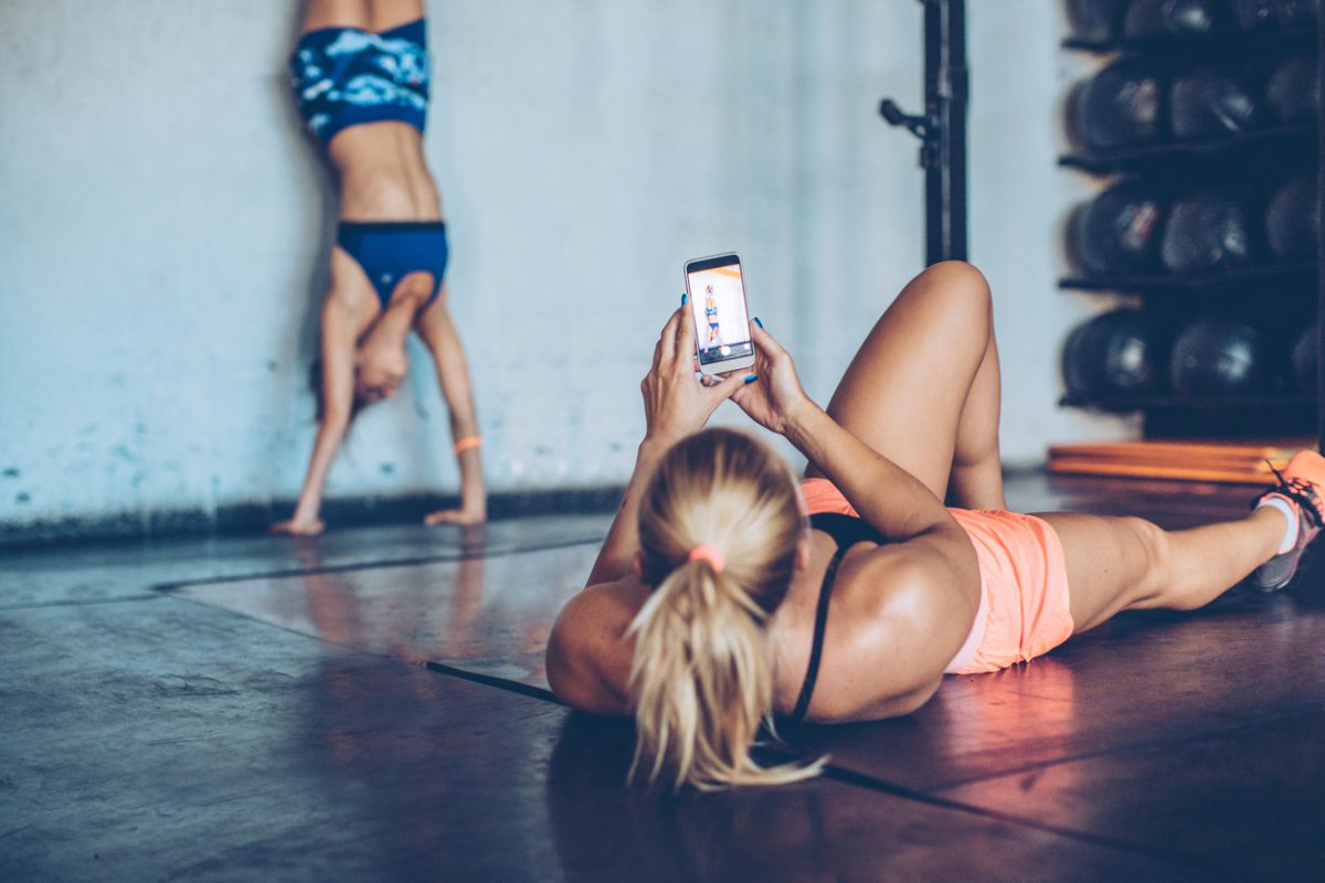 Galleria foto 'Dimmi che selfie posti e ti dirò chi sei' - foto 3