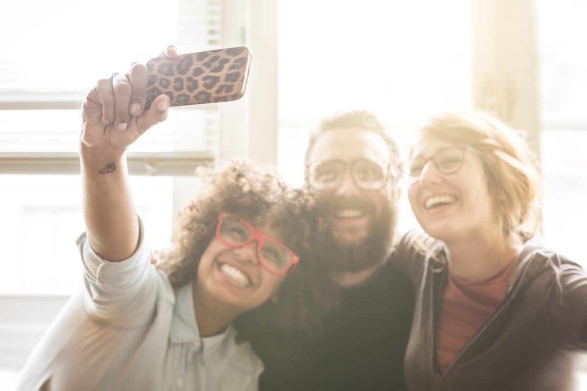 Galleria foto 'Dimmi che selfie posti e ti dirò chi sei' - foto 6