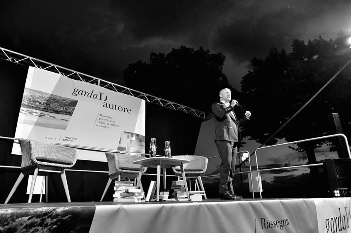 Galleria foto 'Garda D’Autore: l’inno di Vittorio Sgarbi alla bellezza' - foto 9